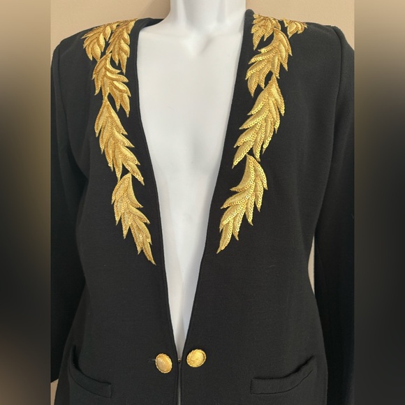 Outlander - Picture 3 of 5